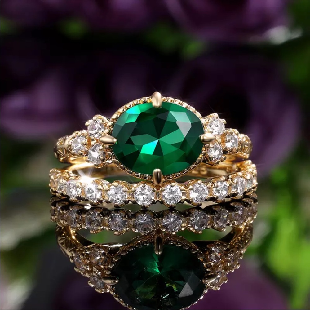 New Women’s 2Pcs Yellow Gold Plated Emerald Ring - Picture 1 of 6